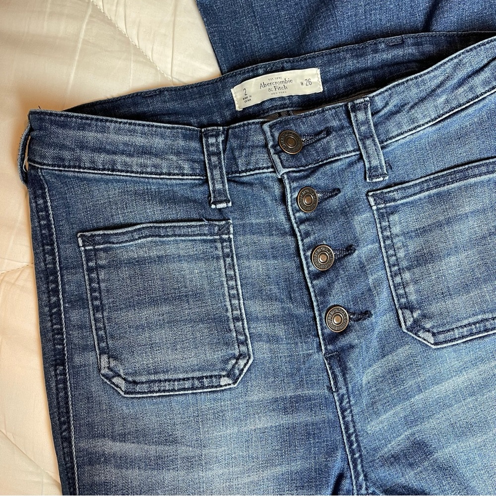 High-Rise Flare A&F Jeans